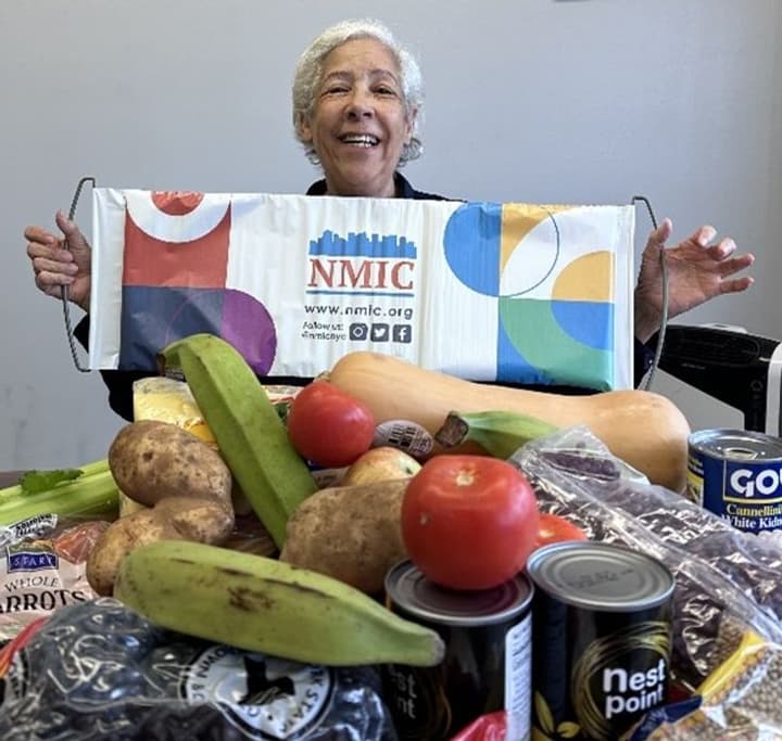 Maria (wscah customer) with her food